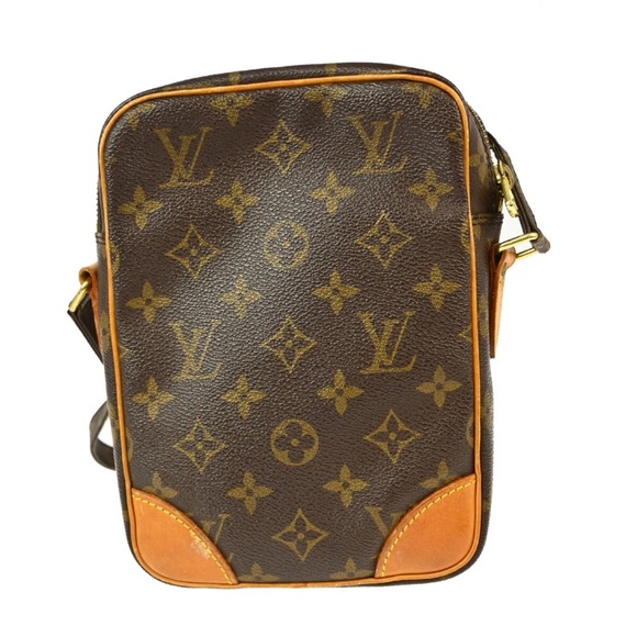 Louis Vuitton Danube Crossbody - Picture 2 of 10